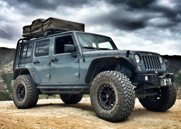 Jeep Wrangler 4×4 with Roof Top Tent - Rent For Less Maui